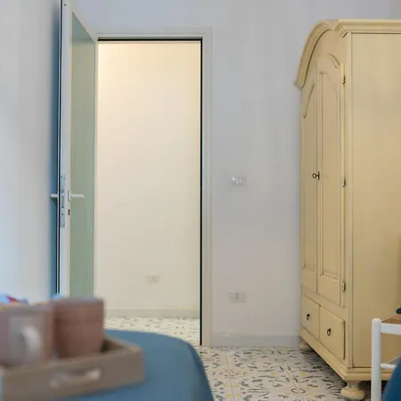 Mare Pescoluse Apartment