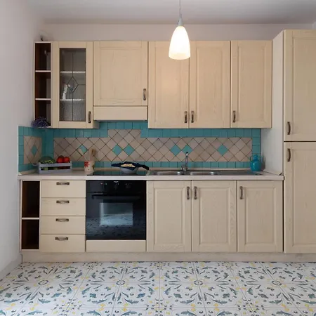 Mare Pescoluse Apartment *