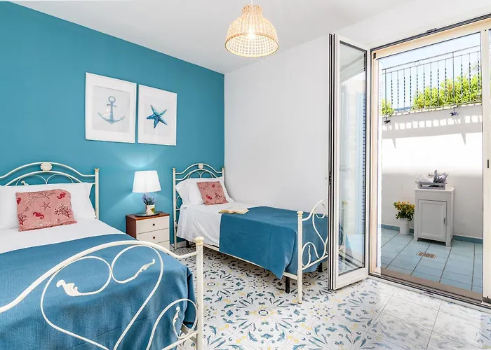 Mare Pescoluse مارينا دي بيسكولوس